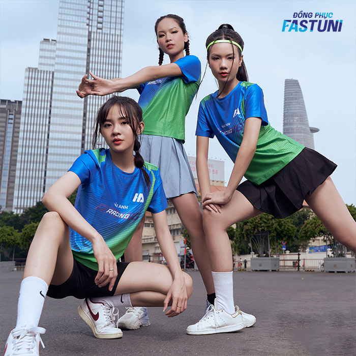 Đồng phục sự kiện chạy năng động và linh hoạt