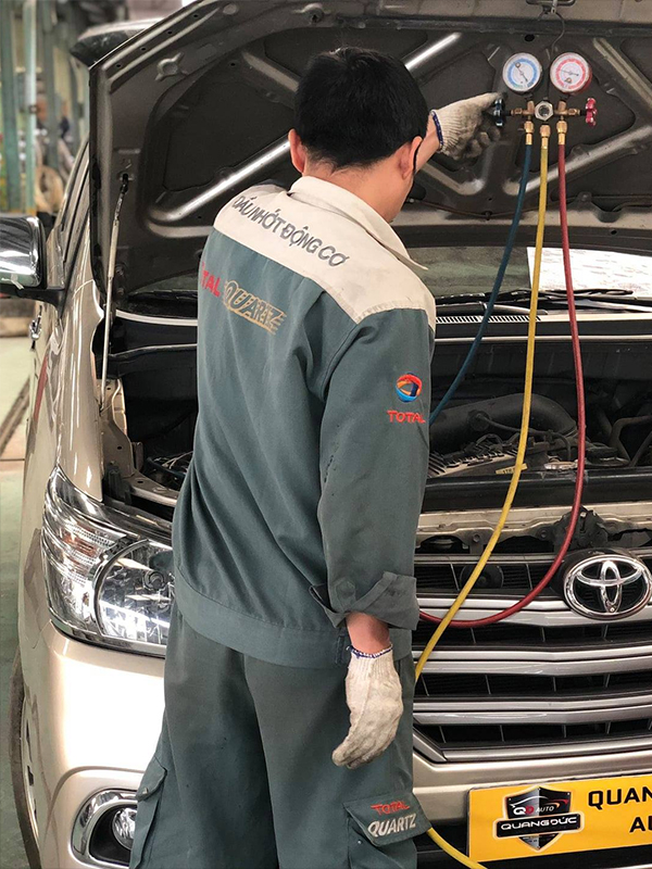 Đồng phục bảo hộ kỹ thuật giúp đảm bảo sự an toàn cho người lao động 