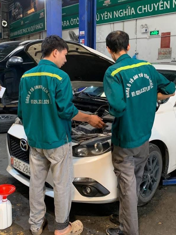 Tham khảo mẫu áo bảo hộ đồng phục Gara Anh Tú Yên Nghĩa 