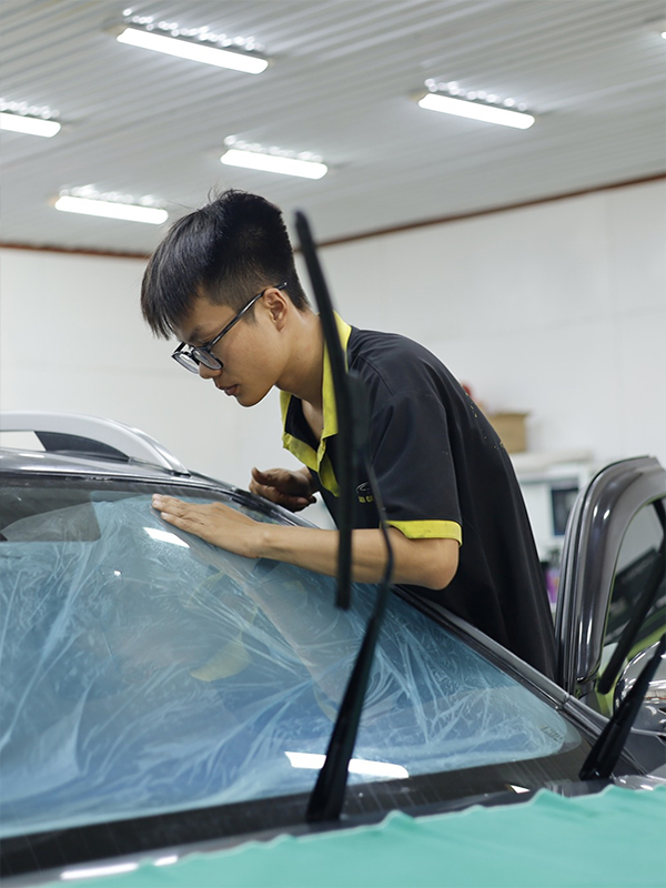 Mẫu áo thun đồng phục nhân viên Lagi Car